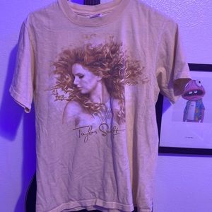 Super vintage Taylor switch tour Tee shirt